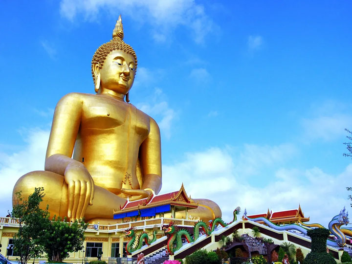 Big-Buddha-at-Wat-Muang-Temple