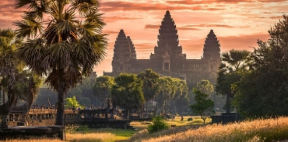 Day 2: Angkor Wat temples (B)