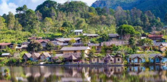 Jour 15 : Mae Hong Son – Tham Lod – Pai (B)