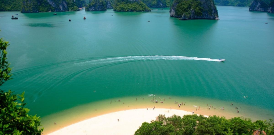 Day 19: Krabi – Ao Nang – Archipelago dive trip ((join-in)  B, L)