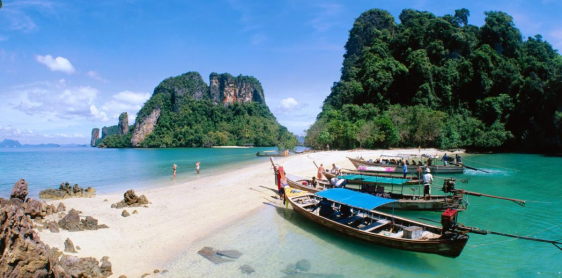 Day 2: Phuket-Join tour Phi Phi Island (B) 