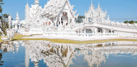 Day 5: Chiang Rai – White temple -Chiang Mai – Halfday Evening cooking class join in class with shared transfer (B, D) – Thai Farm Cooking School