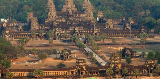 Jour 14 : Siem Reap – Temples d’Angkor (B)