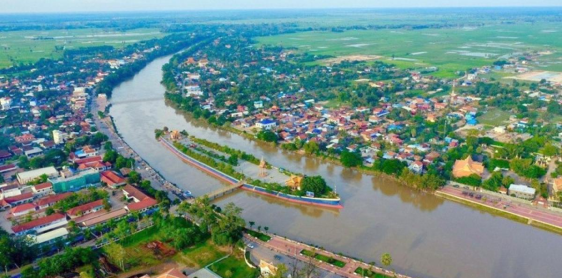 Jour 19 : Battambang – Pursat – Kampong Chhnang – Kampong Luong – Phnom Penh (B)