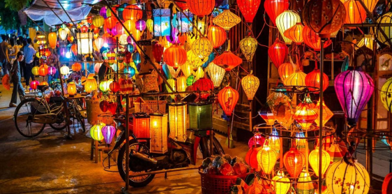 Jour 9 : Hanoi – Vol pour Danang - Hoi An (B)
