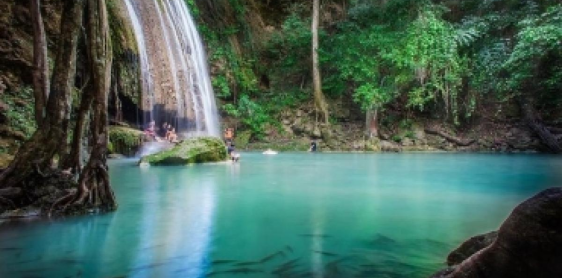 Day 17: Kanchanaburi – Erawan Waterfalls – Ayutthaya (B)