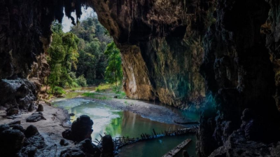 Grotte de Tham Lod