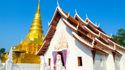 Wat Phra That Chae Haeng
