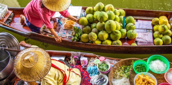 Jour 3:  Bangkok – Marché flottant de Damnoen Saduak – Kanchanaburi (B)