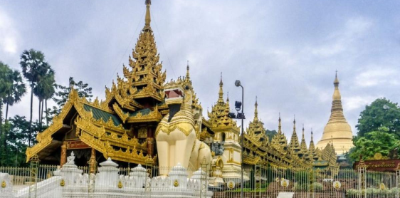 Jour 8: Golden Rock - Bago - Yangon (B)