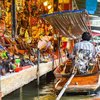 Thailand to Luang Prabang via Huayxay border 18 Days