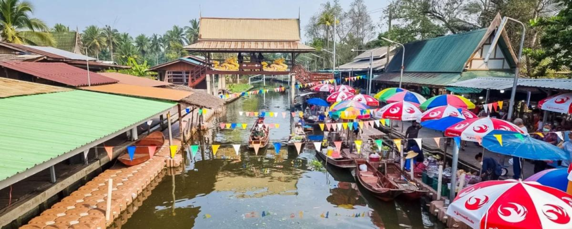 Le marché de Tha Kha