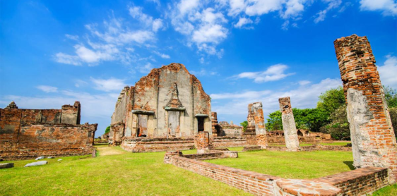 Jour 5 : Ayutthaya – Lopburi – Sukhothai (B, L)