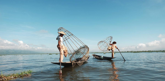 Jour 16 : Bagan – Vol pour Heho – Lac Inle (B)