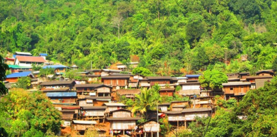 Jour 9 : Chiang Mai – Mae Tang – Nuit chez l’habitant (B/L/D)