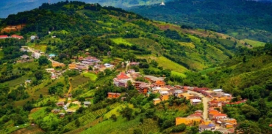 Day 9: Chiang Rai – Doi Mae Salong – Golden Triangle – Chiang Saen (B)