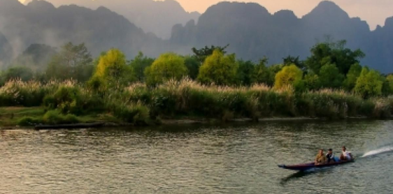 Day 14: LUANGPRABANG-VANGVIENG (B)