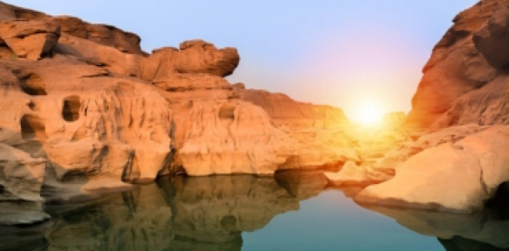 Day 6: Ubon Ratchathani – Bangkok by train (B)