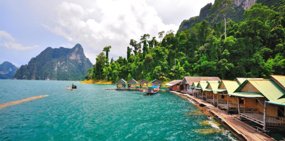 Jour 10 : Parc national de Khao Sok – Barrage de Ratchaprapha