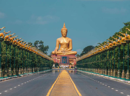 Sing Buri: The Happiest City in Thailand 1 Day