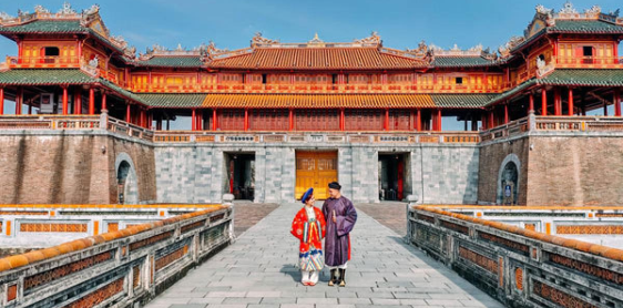 Day 4: Hue Imperial city (B) 